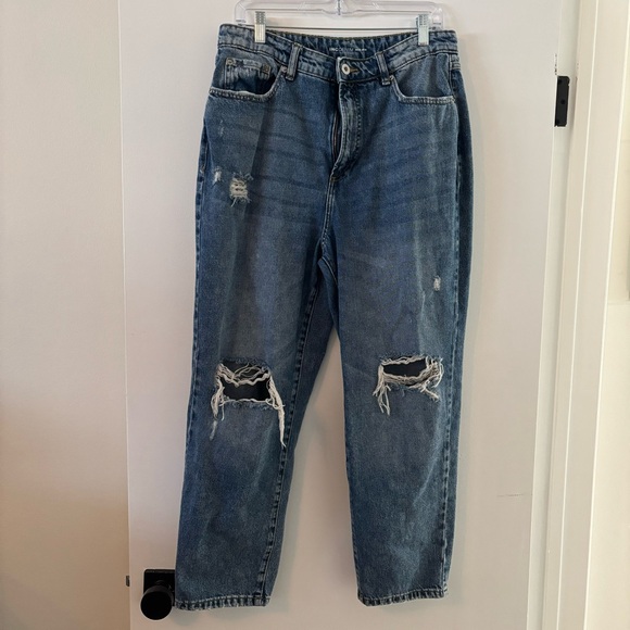 INC High Rise Ripped Mom Jeans - Picture 4 of 11